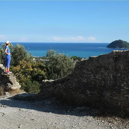 Alexia A Pochi Passi Dal Mare Confort Con Box Auto Apartament
