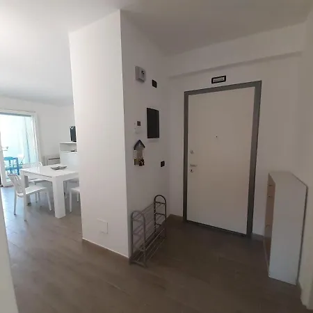 Διαμέρισμα Alexia A Pochi Passi Dal Mare Confort Con Box Auto